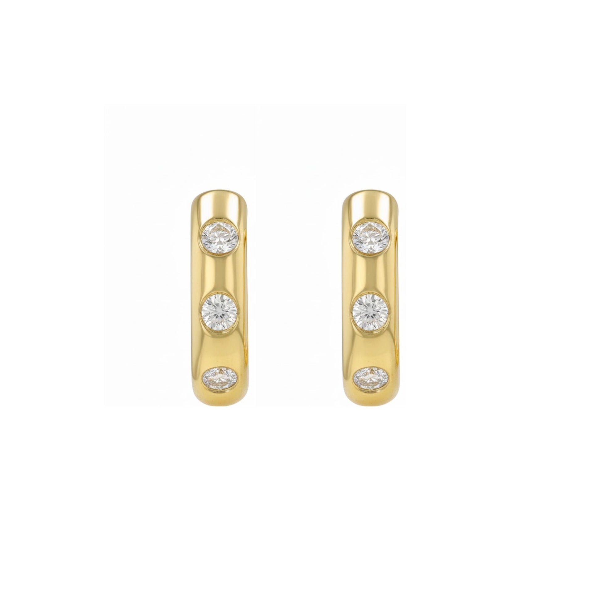 Bloomtine gold diamond hoop earrings. High-quality gold vermeil jewelry for women, featuring brilliant-cut diamonds. Elegant gift idea for anniversaries or birthdays.